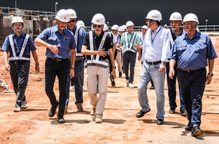 卓越共築，領航未來：大陸工程蒞臨旭源營造參訪交流