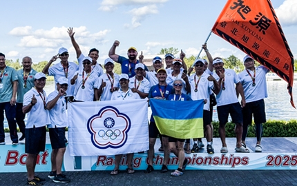 旭源武士家中華代表隊榮獲 2025 IDBF 世界龍舟錦標賽 200公尺季軍